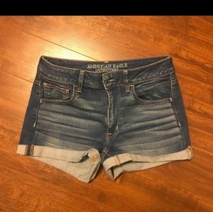 American Eagle Hi-Rise Shortie